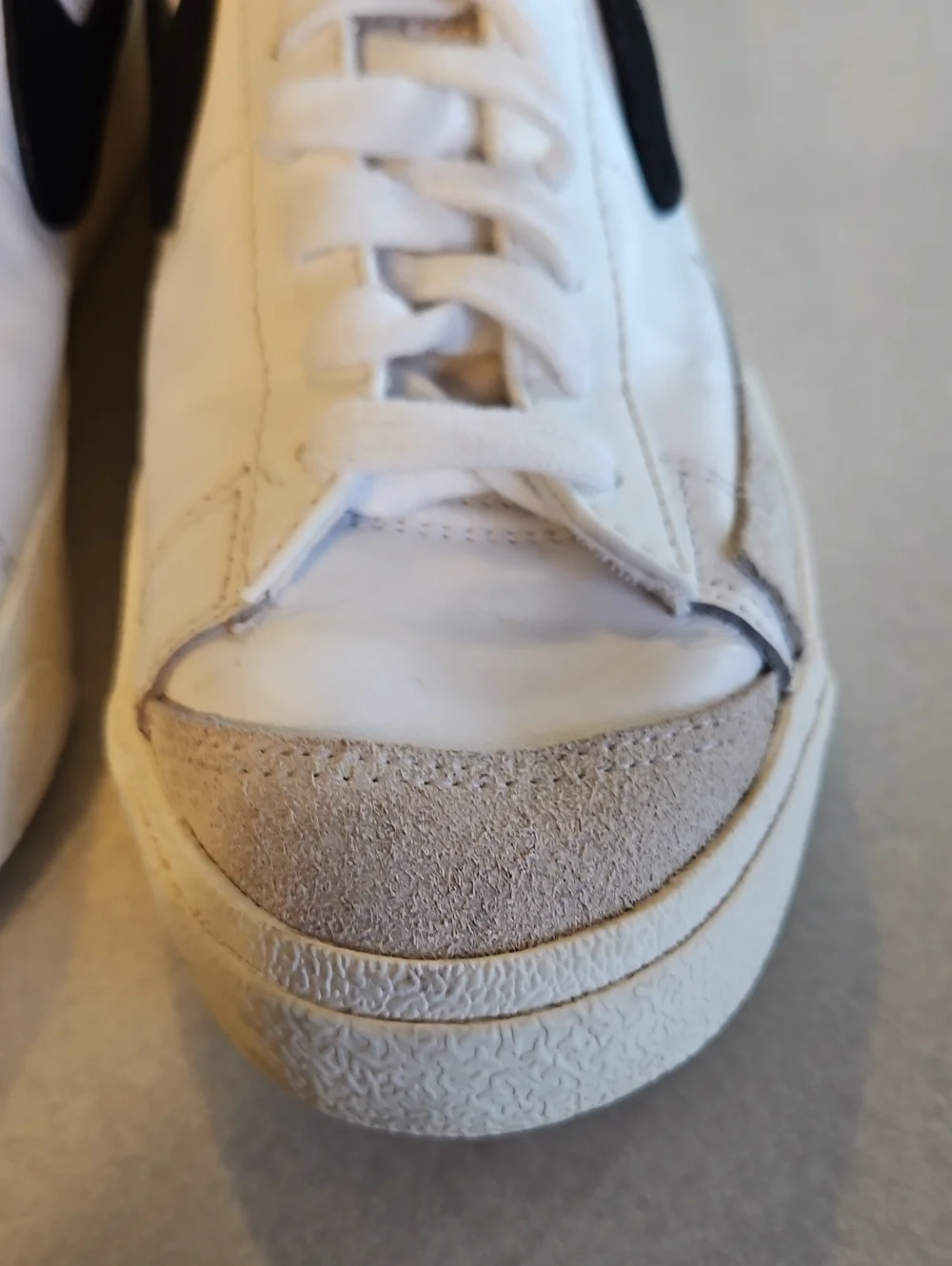 Nike Blazer Mid '77 High Top Sneakers
